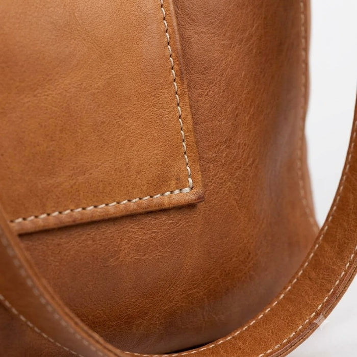 Souq Carryall Tote brown leather carryall, additional product view 3