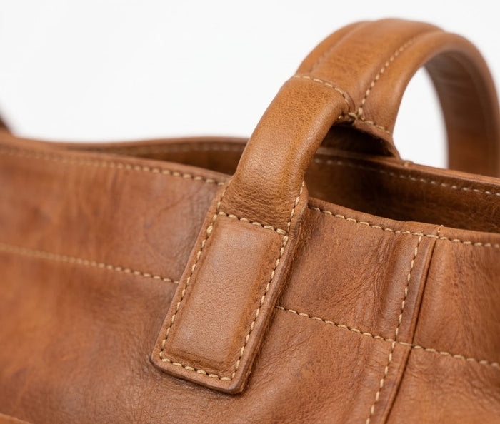 Souq Carryall Tote brown leather carryall, additional product view 4